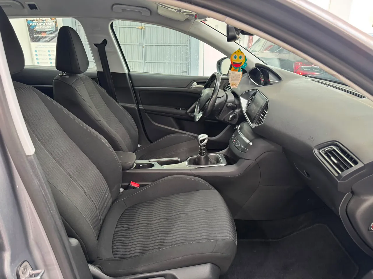 Peugeot 308 SW 1.6E-HDI ACTIVE 116 CV 2015 en Arganda del Rey – foto 10