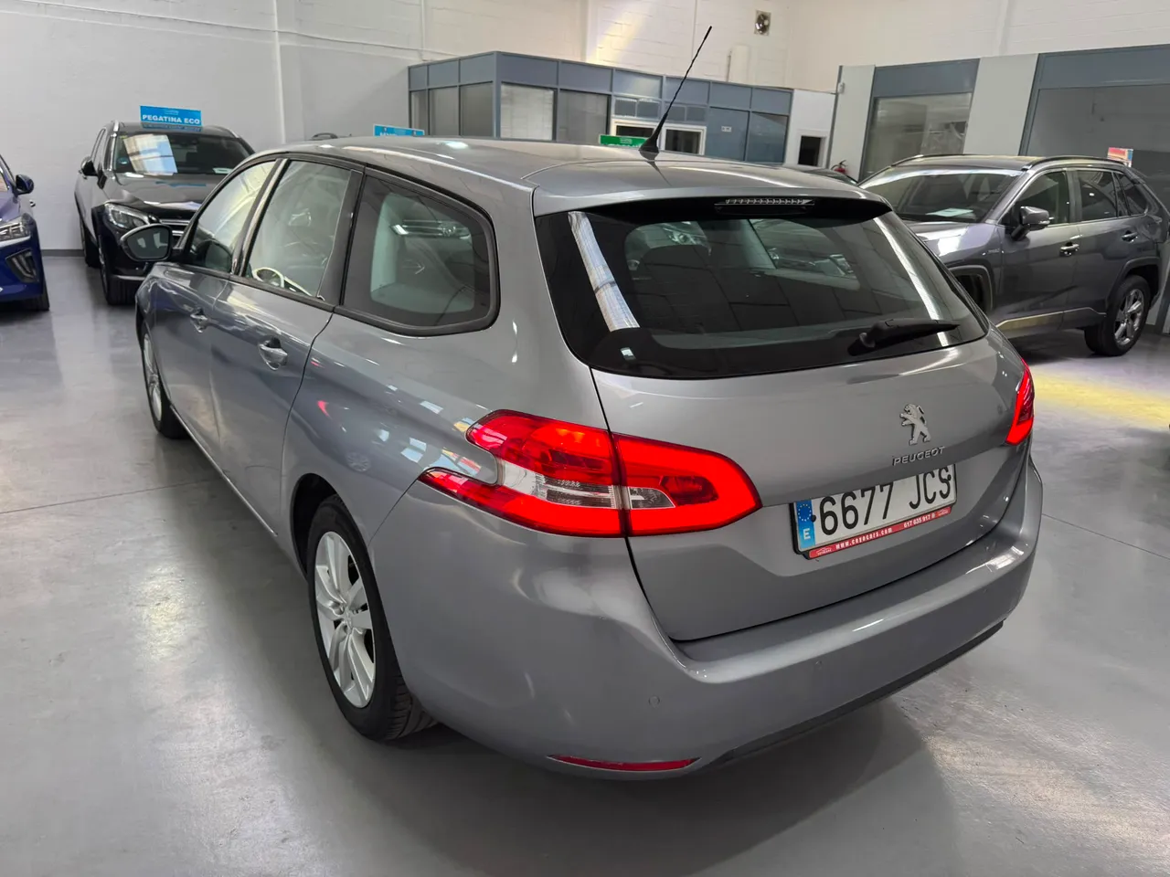 Peugeot 308 SW 1.6E-HDI ACTIVE 116 CV 2015 en Arganda del Rey – foto 7
